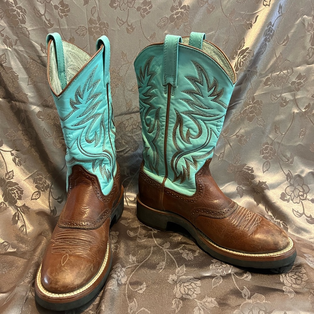 Ariat Women's Western Boots in Brown and Turquoise 6.5B - Picture 2 of 7